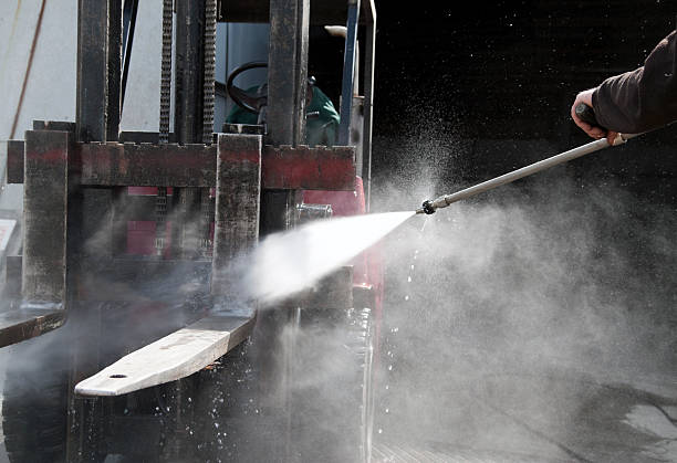 Best Parking Lot and Garage Cleaning  in Hughson, CA